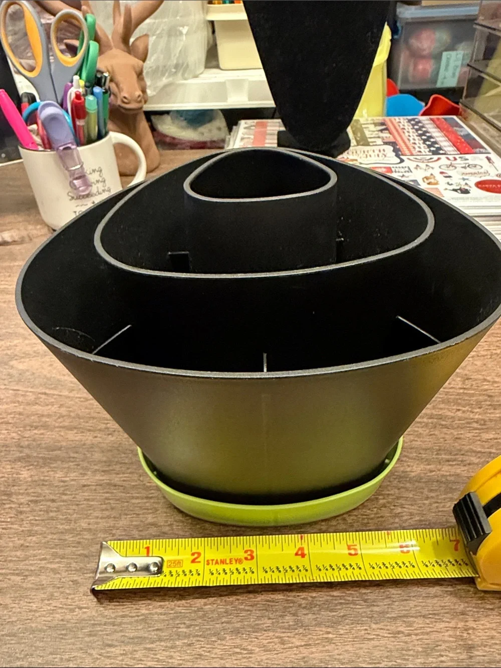 Tupperware Black Utensil Organizer with Lime Green Base